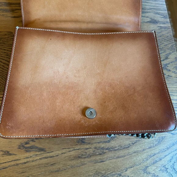 Cavalcanti Italian Leather Tan Shoulder Bag with‎ Chain Detail crossbody Purse - Picture 7 of 16